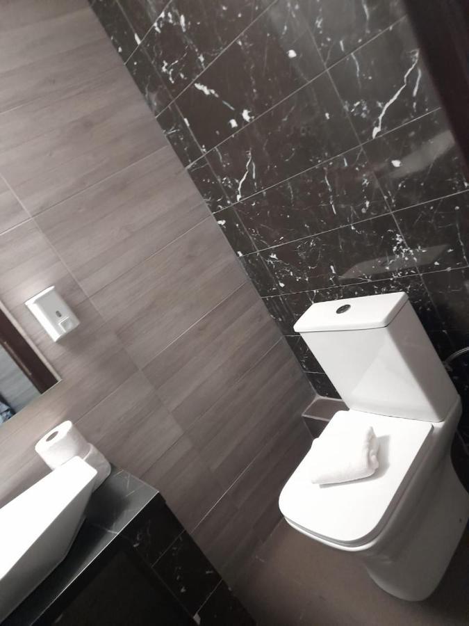 Jacuzzi Suites 2 เทสซาโลนิกิ ภายนอก รูปภาพ